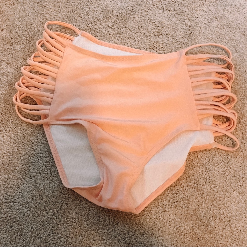 HIGH WASTED BIKINI BOTTOMS🎀🌟🌟